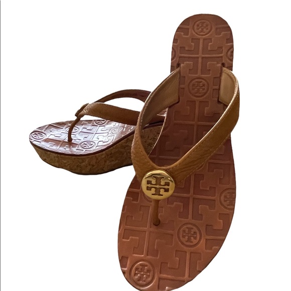 Tory Burch Shoes - TORY BURCH Platform Sandal Tan Size 6